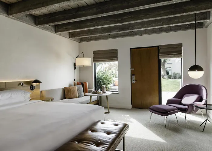 Andaz &