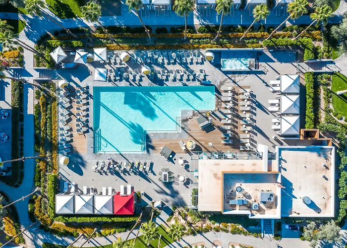 Andaz & Resort