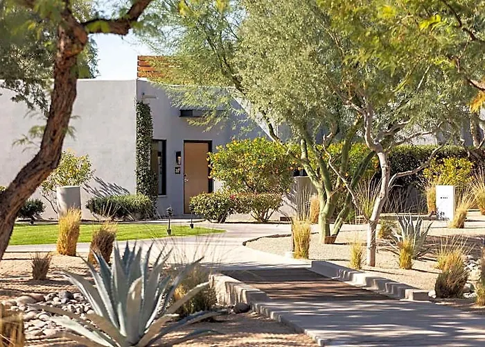 Andaz & Resort