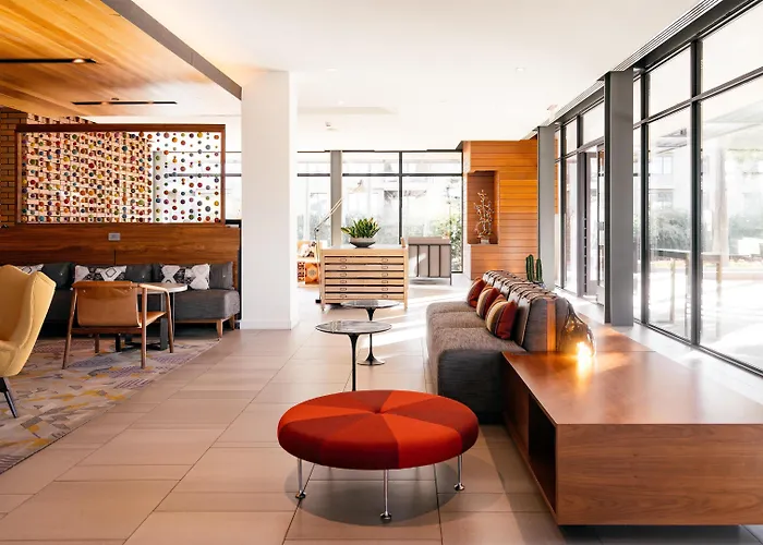 Andaz &